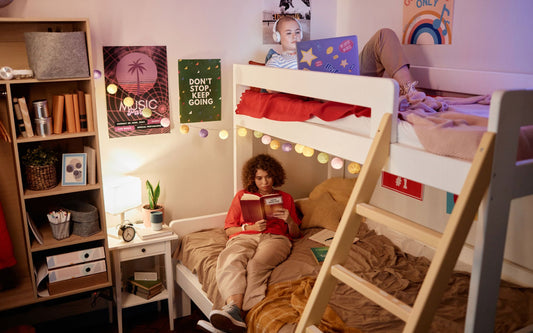 Dorm Room Detox: The Ultimate Non-Toxic Dorm Room Checklist for College Students